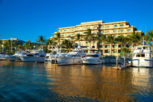 Hotel Paradise Village Beach Resort